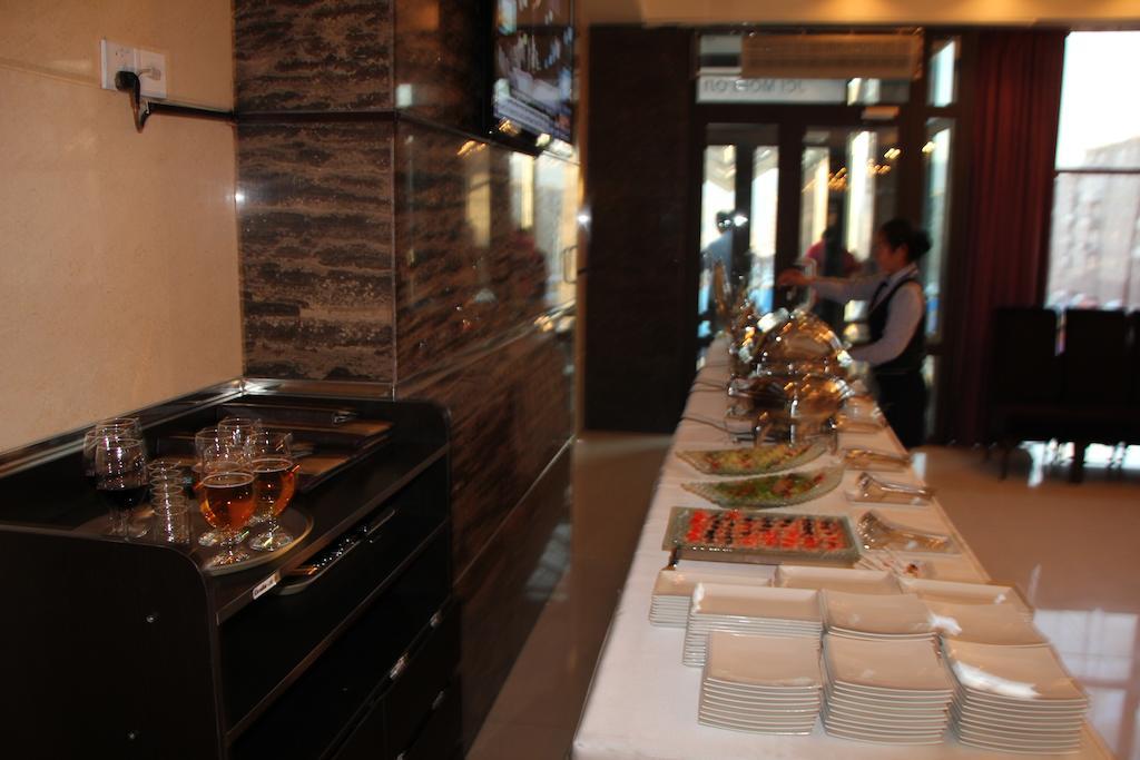 Park Hotel Улан-Батор Екстер'єр фото